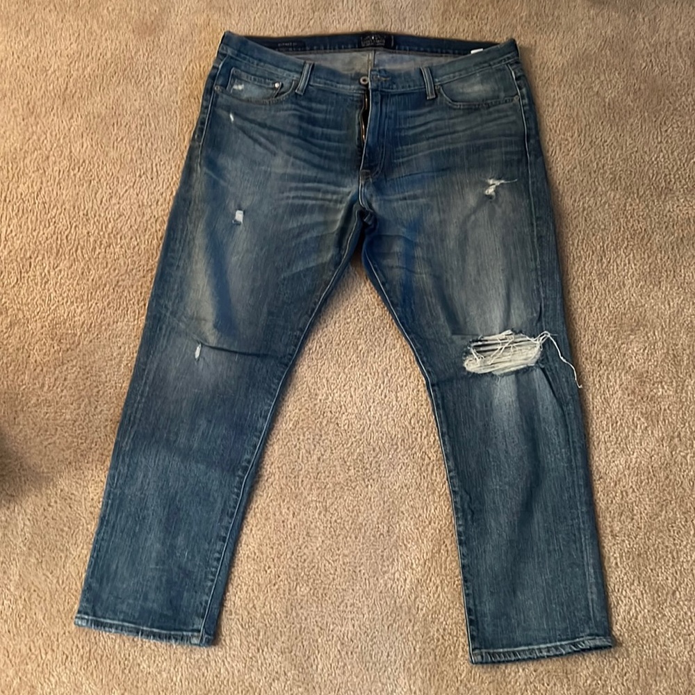 Lucky Brand - Distressed 401 Athletic Fit jeans!